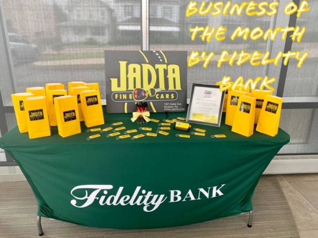 Used 2017 Chevrolet Express 3500 LT w/ LT Preferred Equipment Group image 22