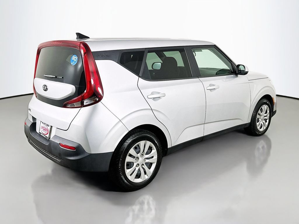 Certified 2021 Kia Soul LX FWD image 17