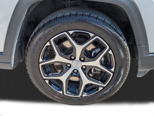 Used 2024 Jeep Compass Limited image 11