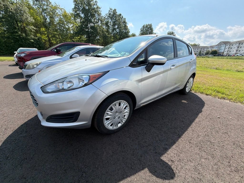 Used 2015 Ford Fiesta S FWD image 3