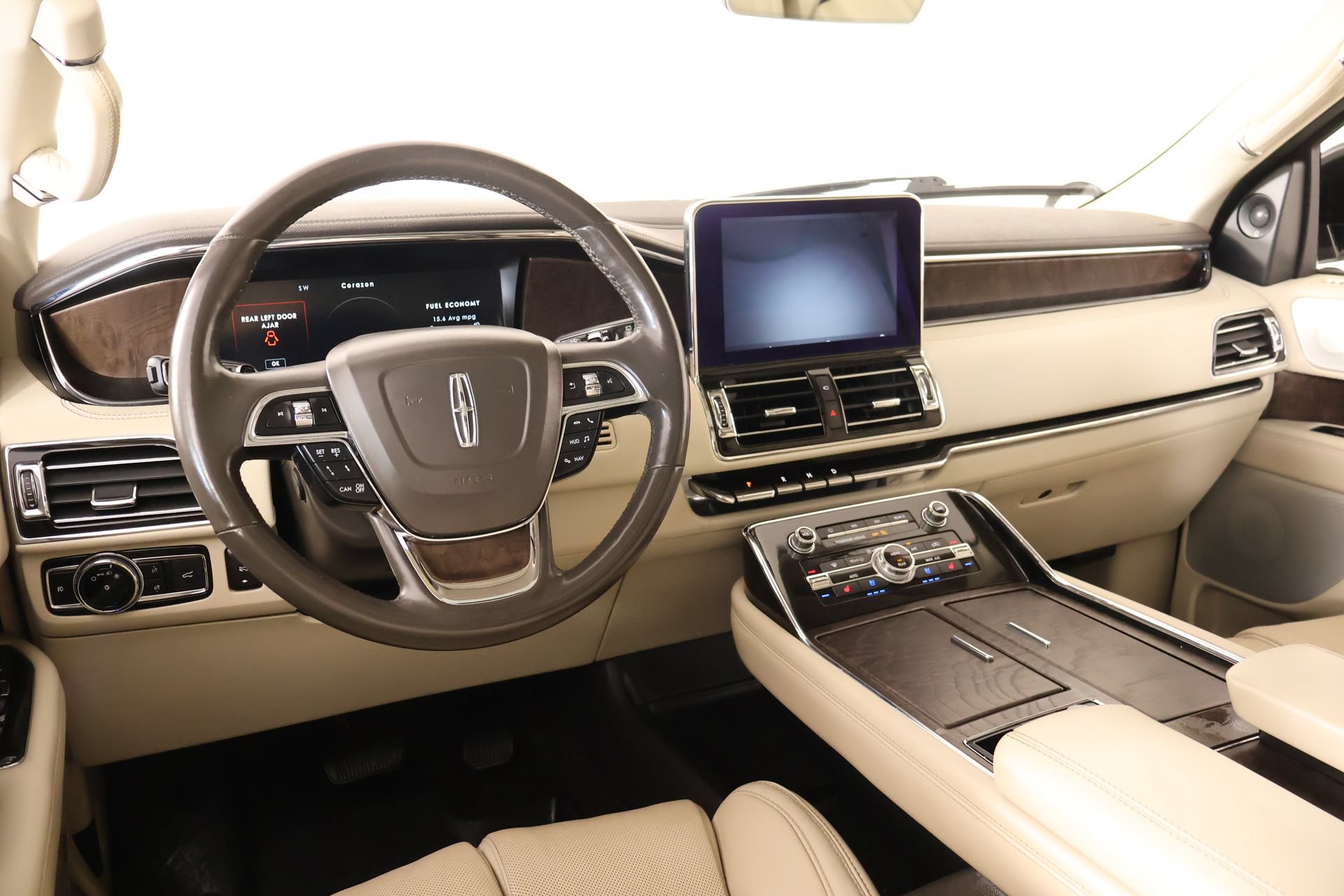 Used 2020 Lincoln Navigator Reserve w/ Luxury Package AWD/4WD image 2