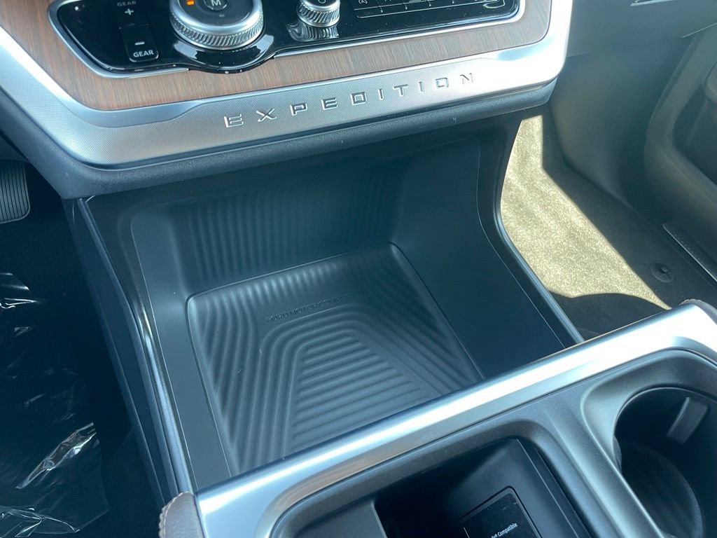 New 2027 Ford Expedition Max King Ranch AWD/4WD image 16