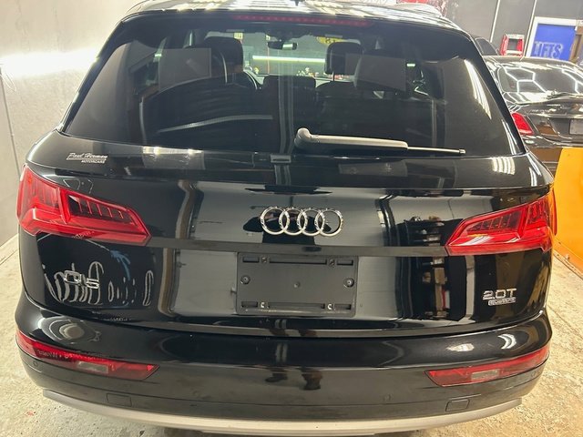 Used 2018 Audi Q5 2.0T Premium Plus w/ Premium Plus Package image 3