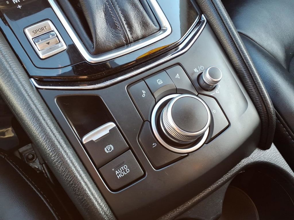 Used 2021 MAZDA CX-5 Touring image 13