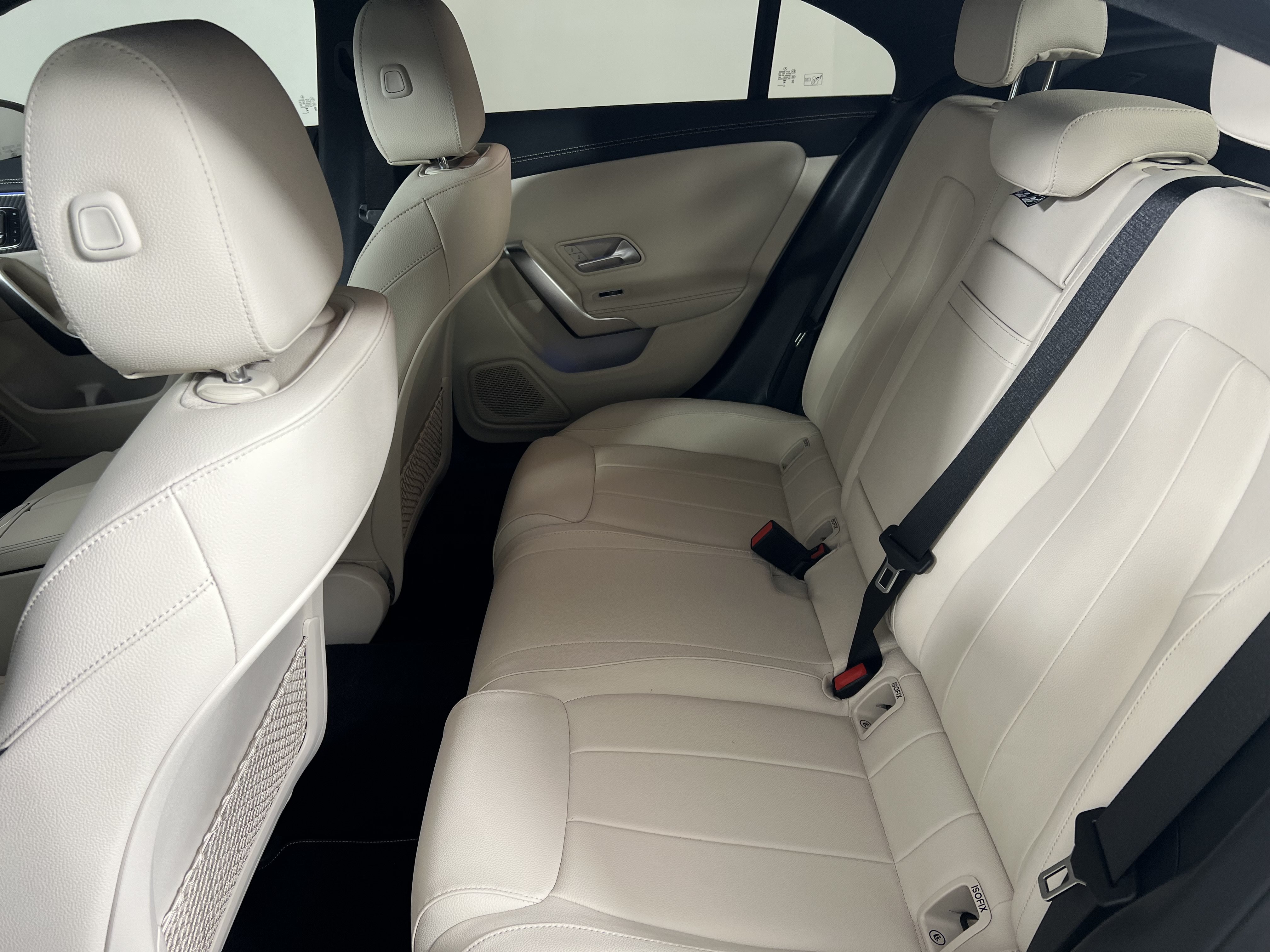 Used 2025 Mercedes-Benz CLA 250 4MATIC image 20