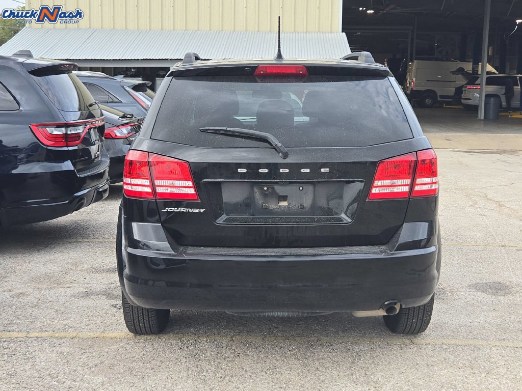 Used 2018 Dodge Journey SE w/ Popular Equipment Group FWD image 4