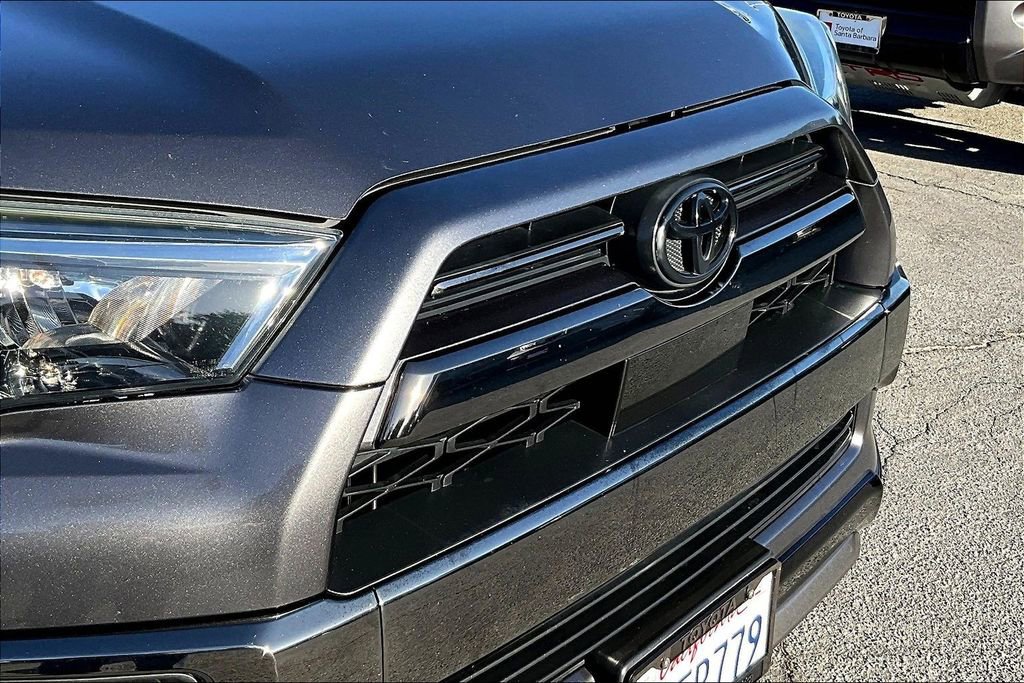 Used 2020 Toyota 4Runner Nightshade image 34