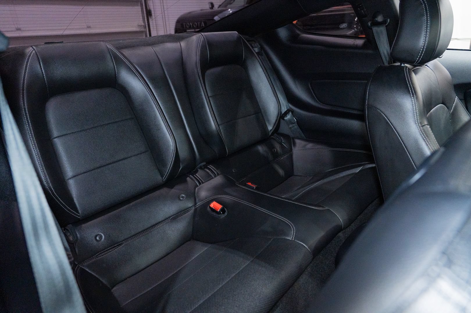 Used 2018 Ford Mustang GT Premium w/ Enhanced Security Package RWD image 24