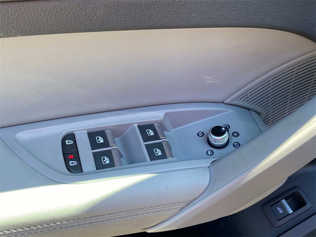 Used 2022 Audi Q5 2.0T Prestige image 18