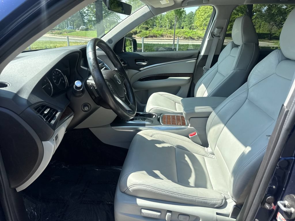 Used 2017 Acura MDX w/ Technology Package AWD/4WD image 12