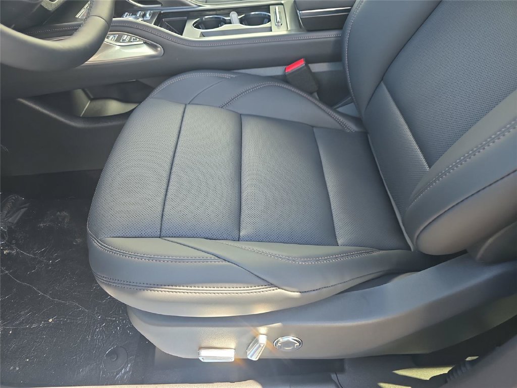 New 2026 Lincoln Nautilus Premier w/ Equipment Group 102A AWD/4WD image 14