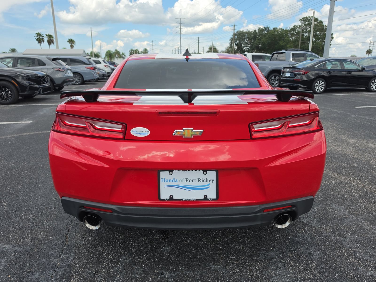 Used 2017 Chevrolet Camaro LT RWD image 5