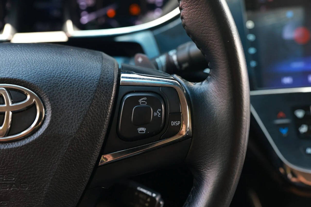 Used 2015 Toyota Avalon XLE FWD image 18