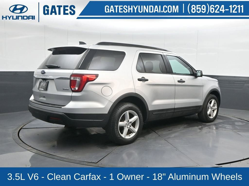 Used 2018 Ford Explorer 4WD image 2