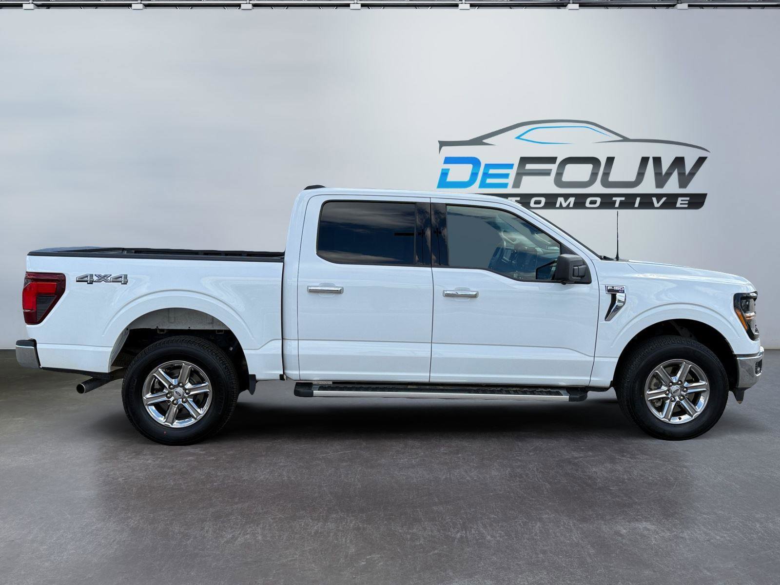 Used 2024 Ford F150 XLT w/ Tow/Haul Package image 2