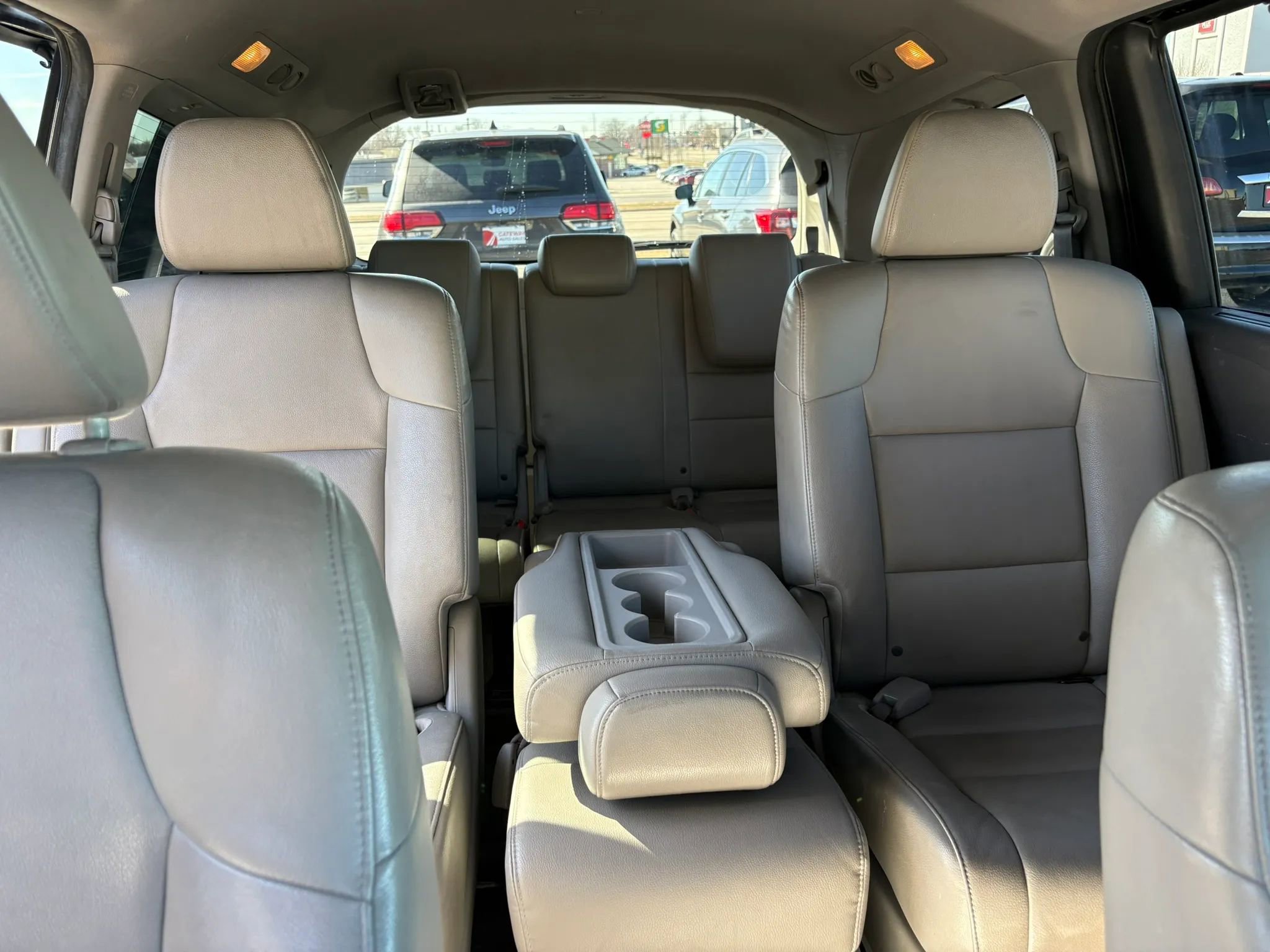 Used 2014 Honda Odyssey EX-L image 17