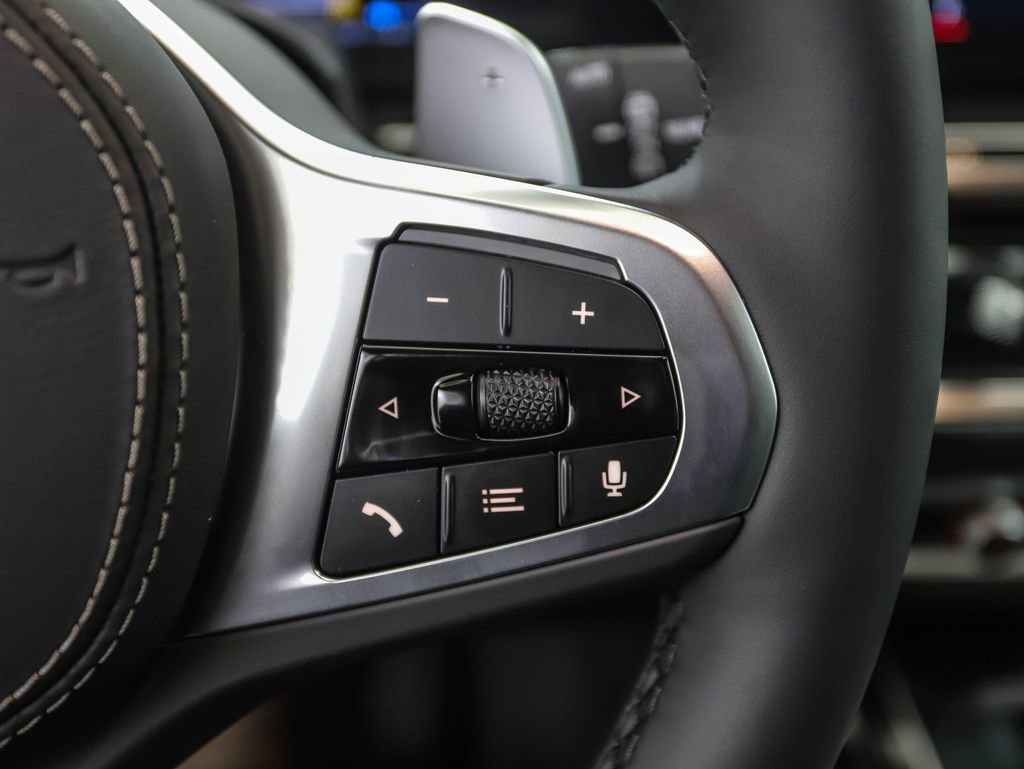 New 2026 BMW X5 xDrive50e w/ M Sport Package image 13