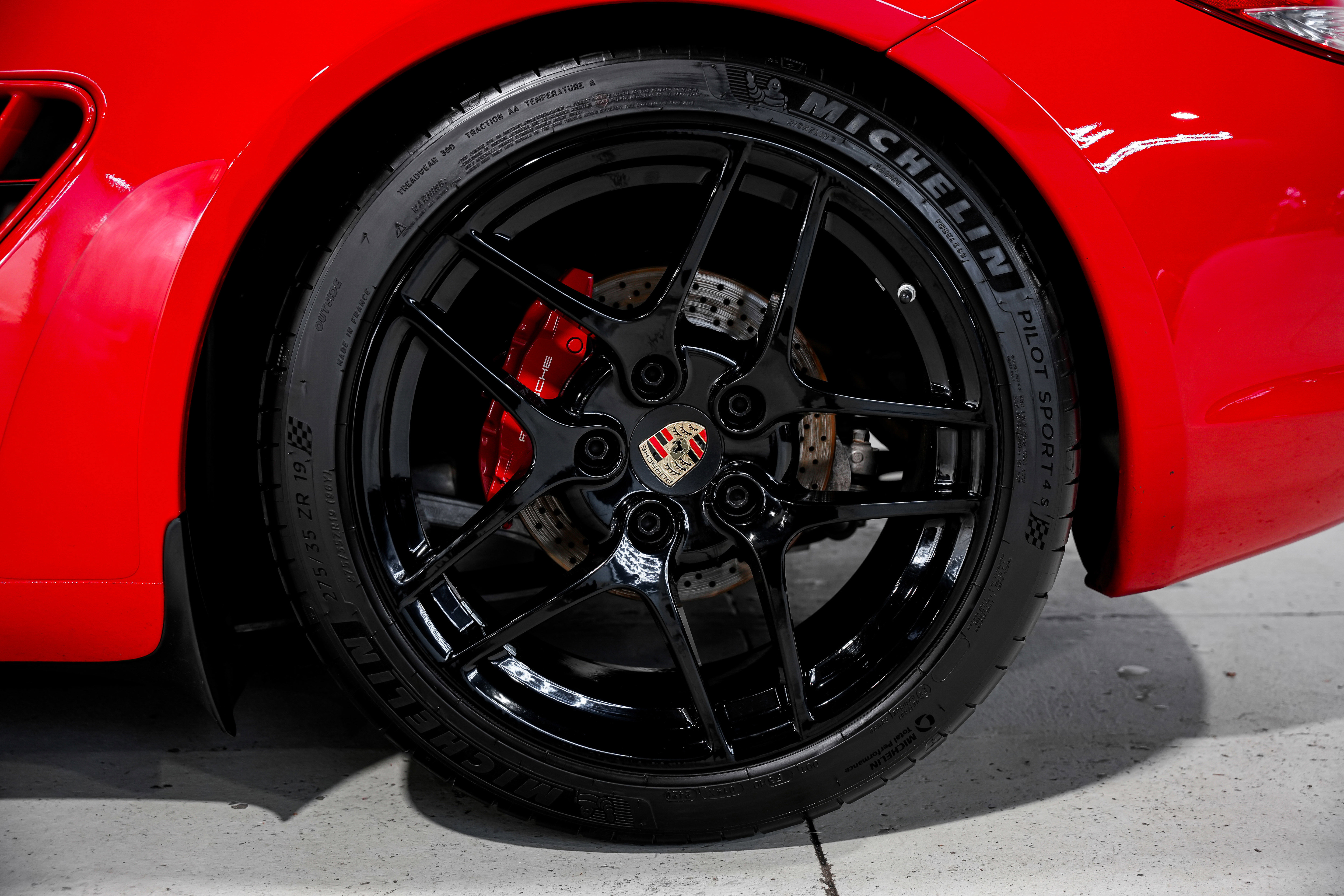 Used 2012 Porsche Cayman S image 39