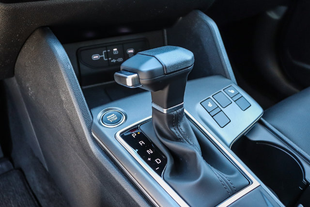 Certified 2026 Kia Sportage EX FWD image 20