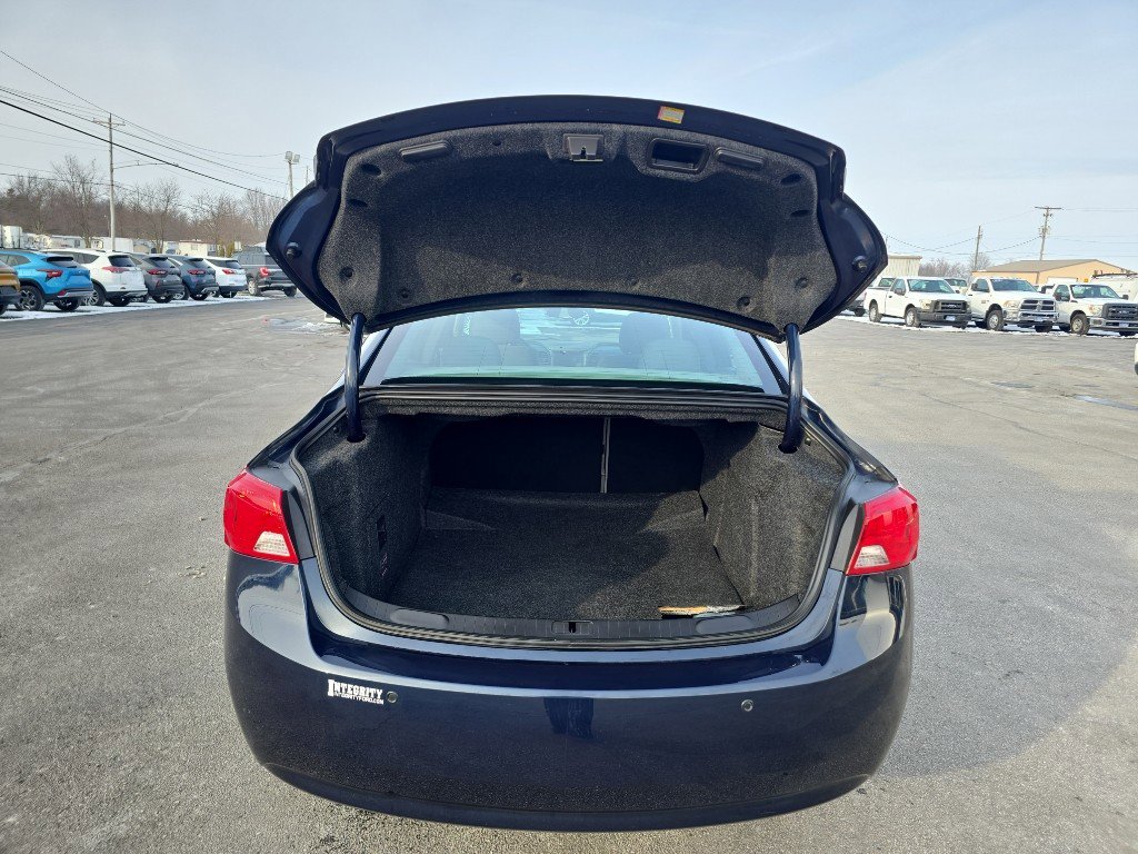 Used 2017 Chevrolet Impala LS image 9