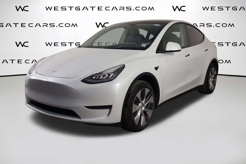 Used 2023 Tesla Model Y Long Range AWD/4WD image 1