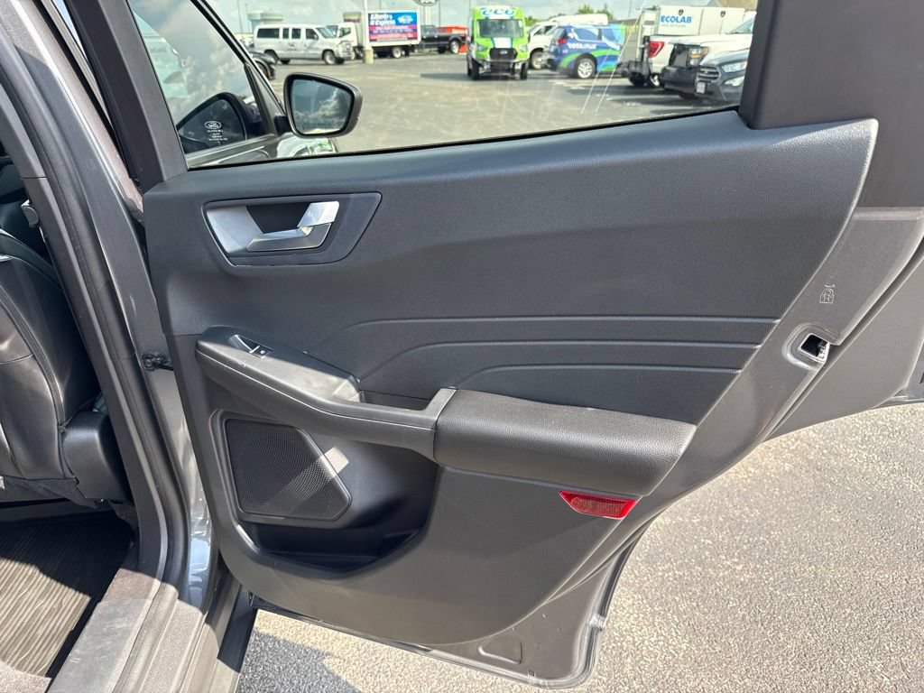 Used 2023 Ford Escape ST-Line w/ Tech Pack #1 AWD/4WD image 38