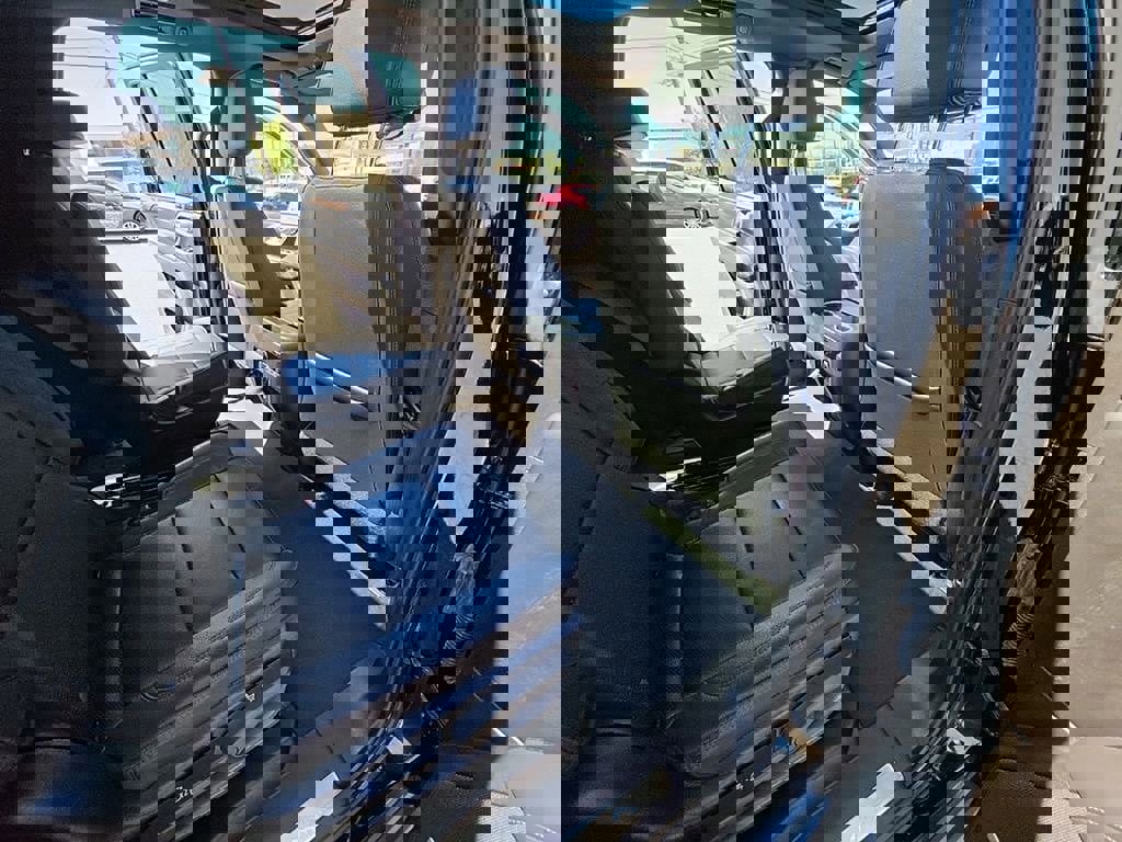 Used 2023 Chevrolet Tahoe High Country image 33