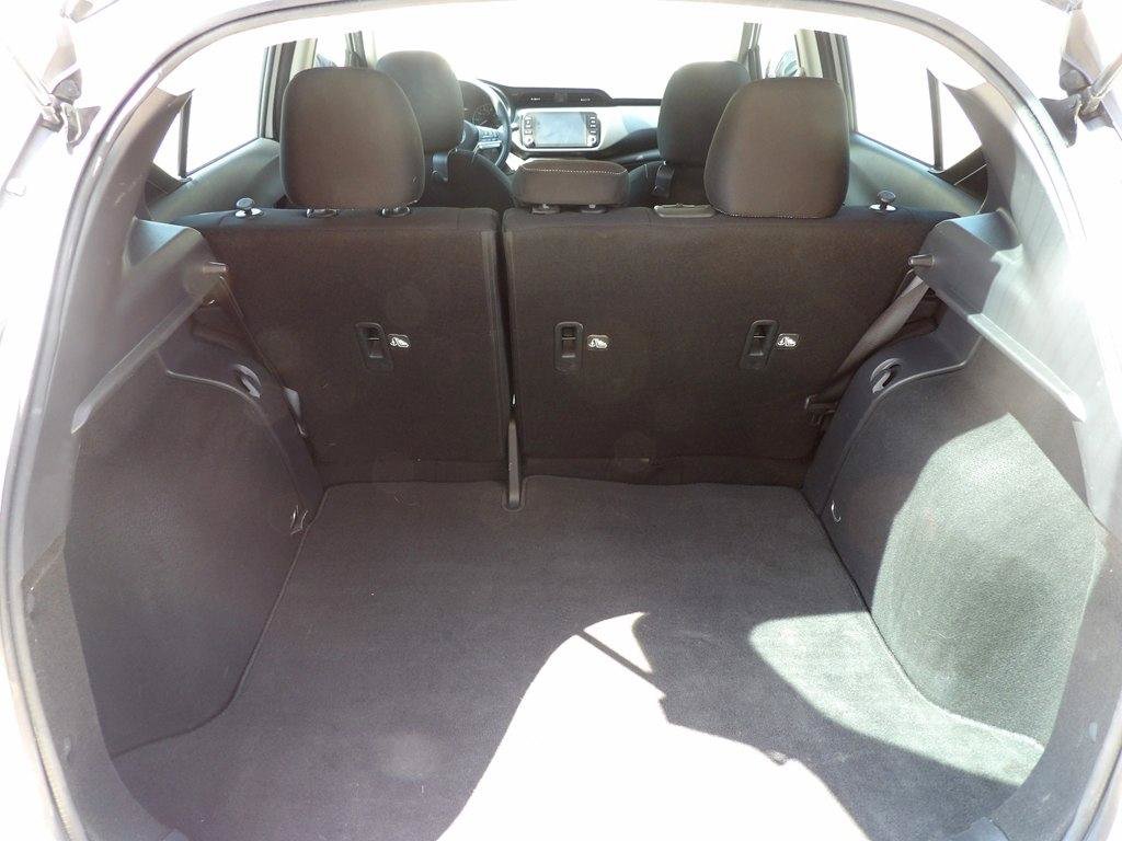Used 2021 Nissan Kicks SV FWD image 29