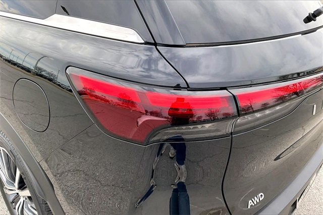 Used 2025 INFINITI QX60 Autograph image 28