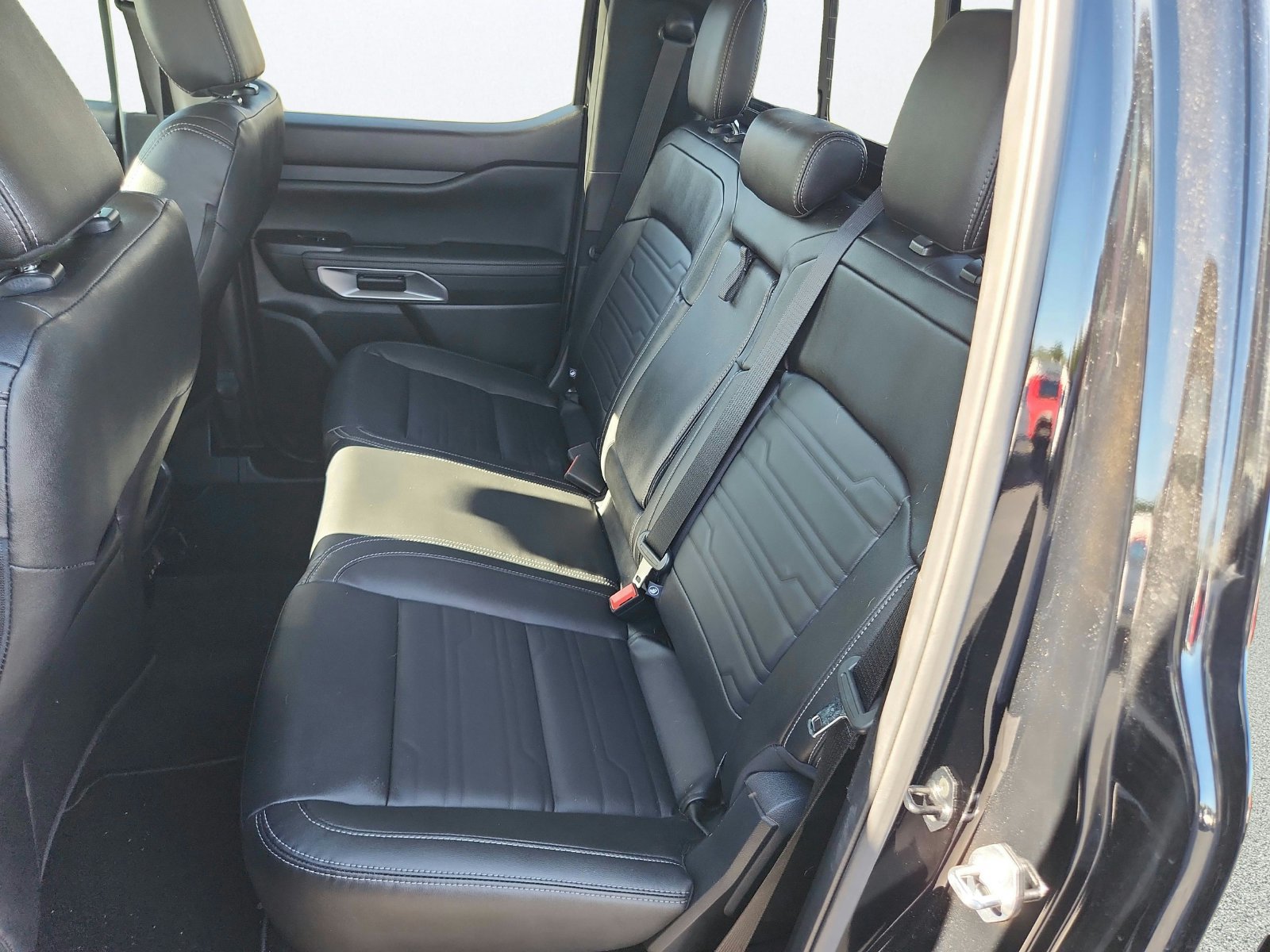 Used 2024 Ford Ranger Lariat w/ FX4 Off-Road Package AWD/4WD image 24