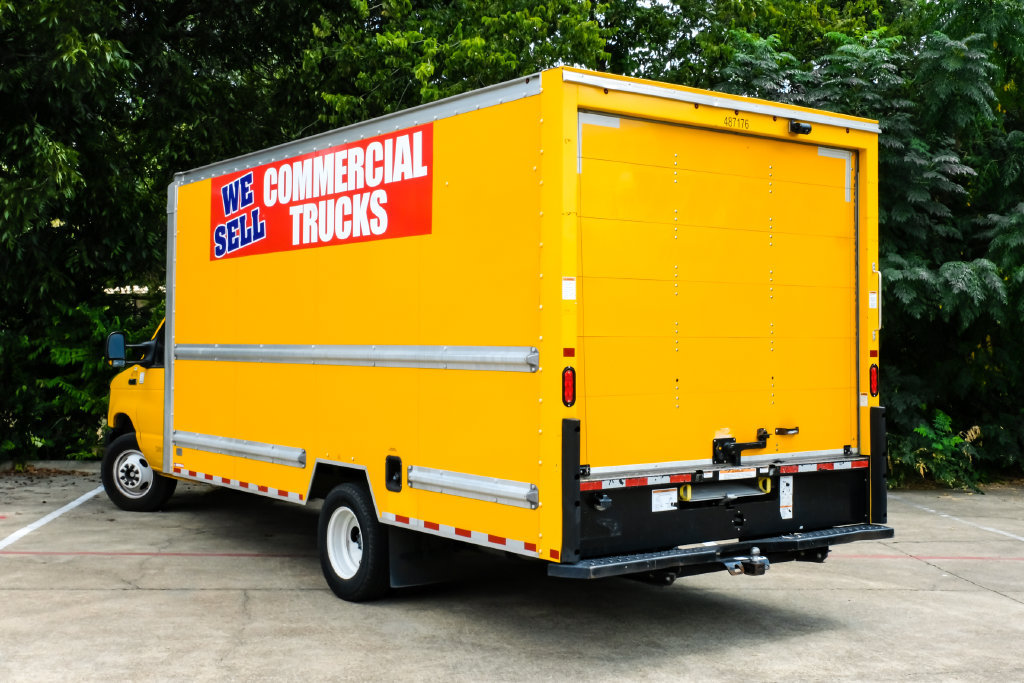 Used 2022 Ford E-350 and Econoline 350 Super Duty RWD image 10