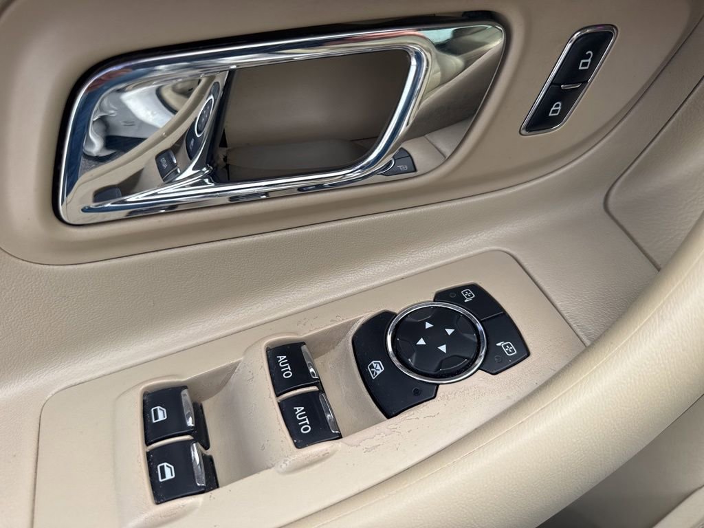 Used 2015 Ford Taurus Limited w/ Equipment Group 301A image 20