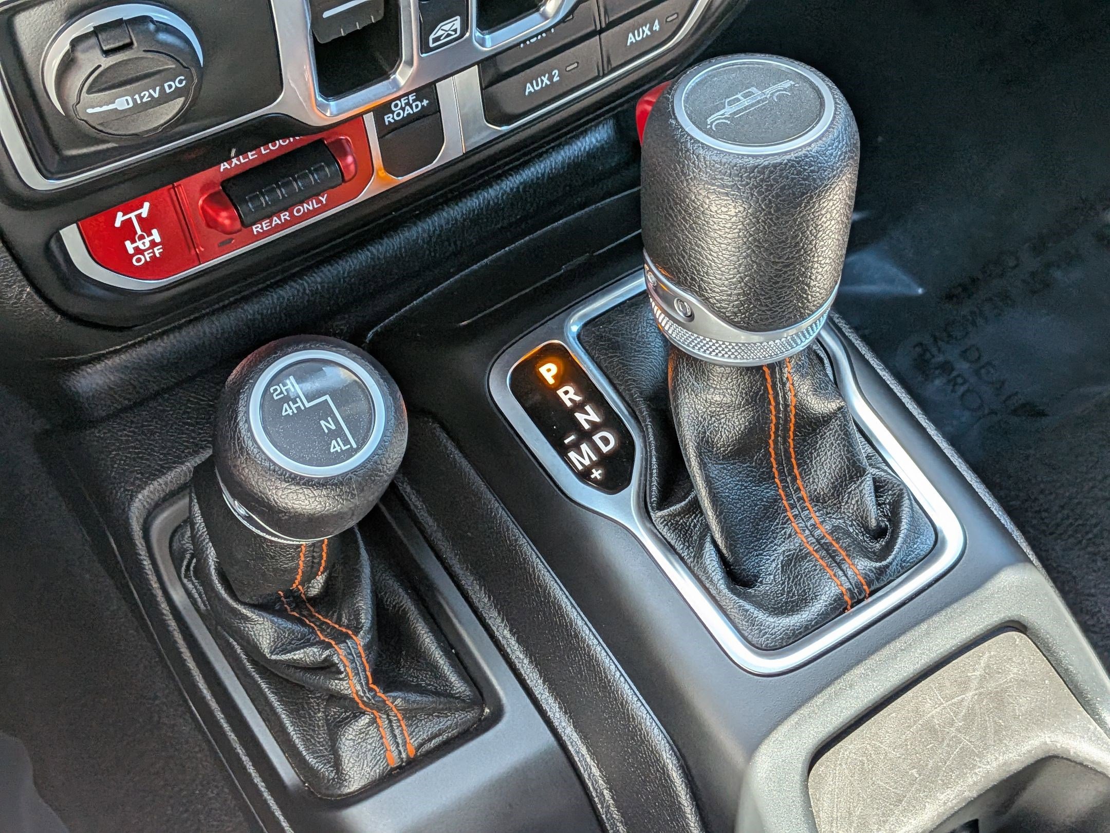 Used 2021 Jeep Gladiator Mojave AWD/4WD image 25