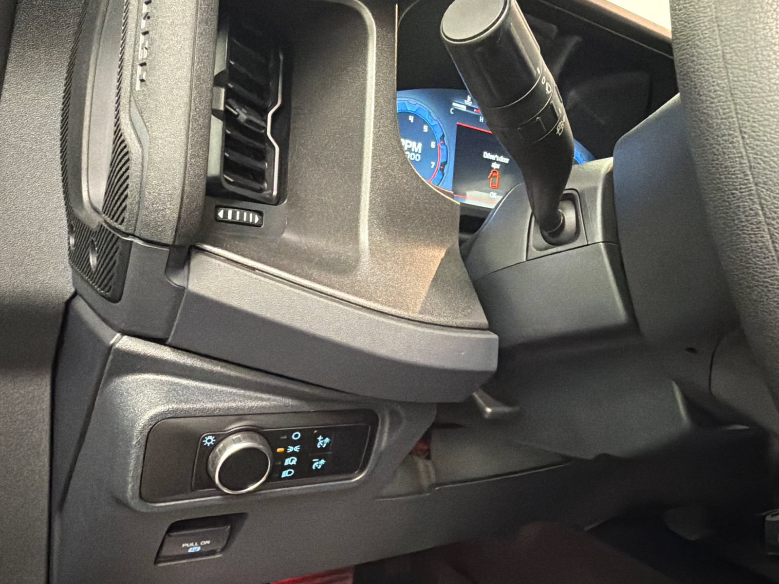 Used 2025 Ford Bronco 4-Door AWD/4WD image 30