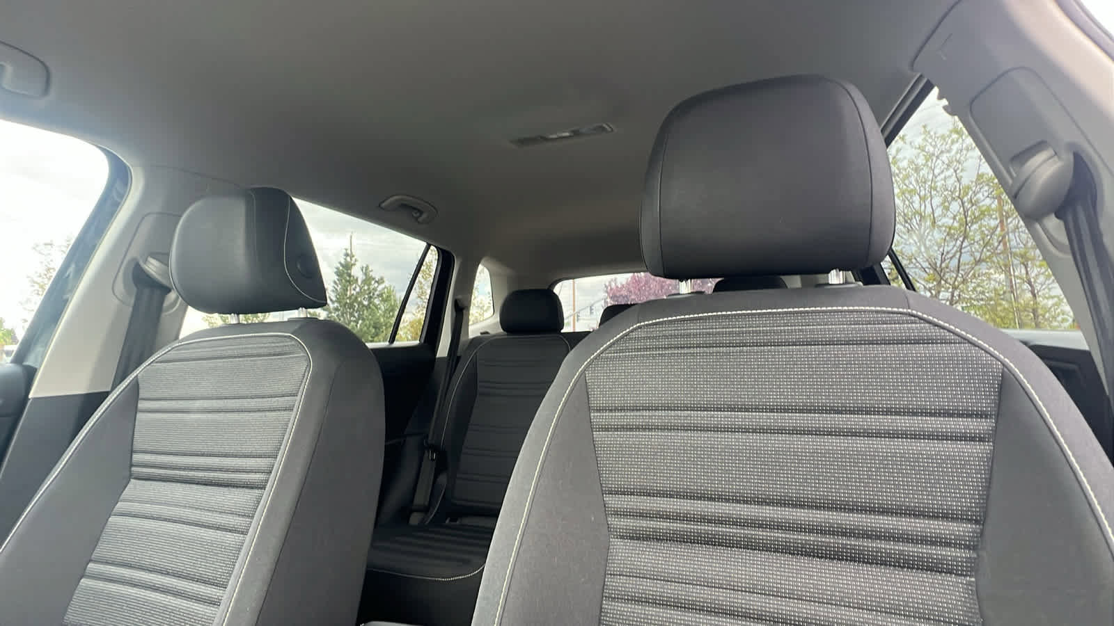 Certified 2022 Volkswagen Tiguan S image 11