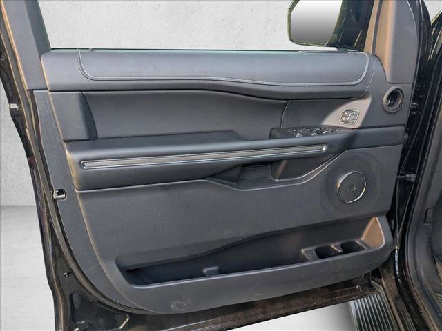 Used 2024 Ford Expedition XLT image 13
