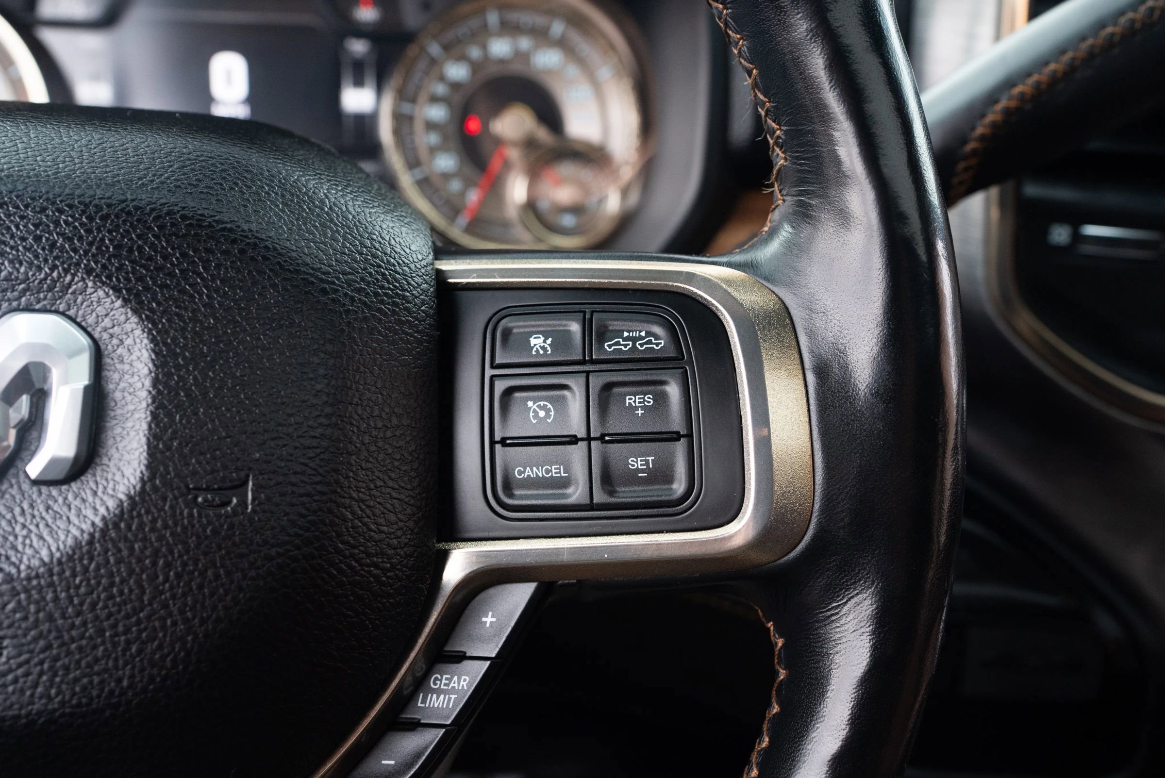 Used 2019 RAM 3500 Limited image 30