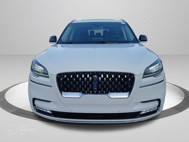 Used 2022 Lincoln Aviator Grand Touring AWD/4WD image 33
