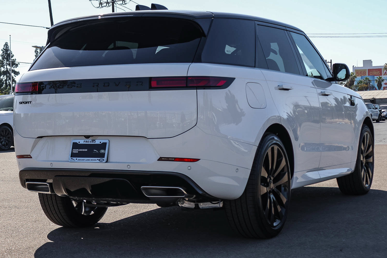 New 2026 Land Rover Range Rover Sport Dynamic SE AWD/4WD image 5