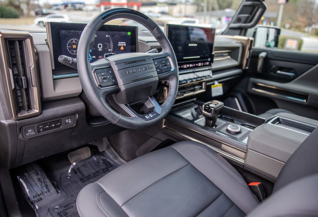 Used 2024 GMC Hummer EV 3X w/ LPO, Illumination Package image 4