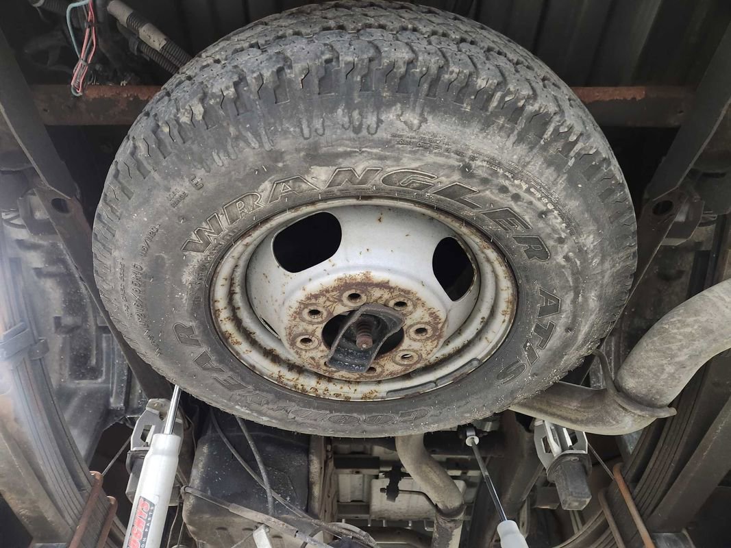 Used 2002 Chevrolet Silverado 3500 LT w/ Off-Road Skid Plate Pkg image 14