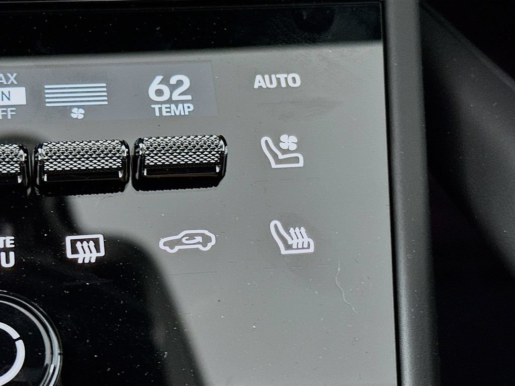 New 2026 Porsche Cayenne AWD/4WD image 23