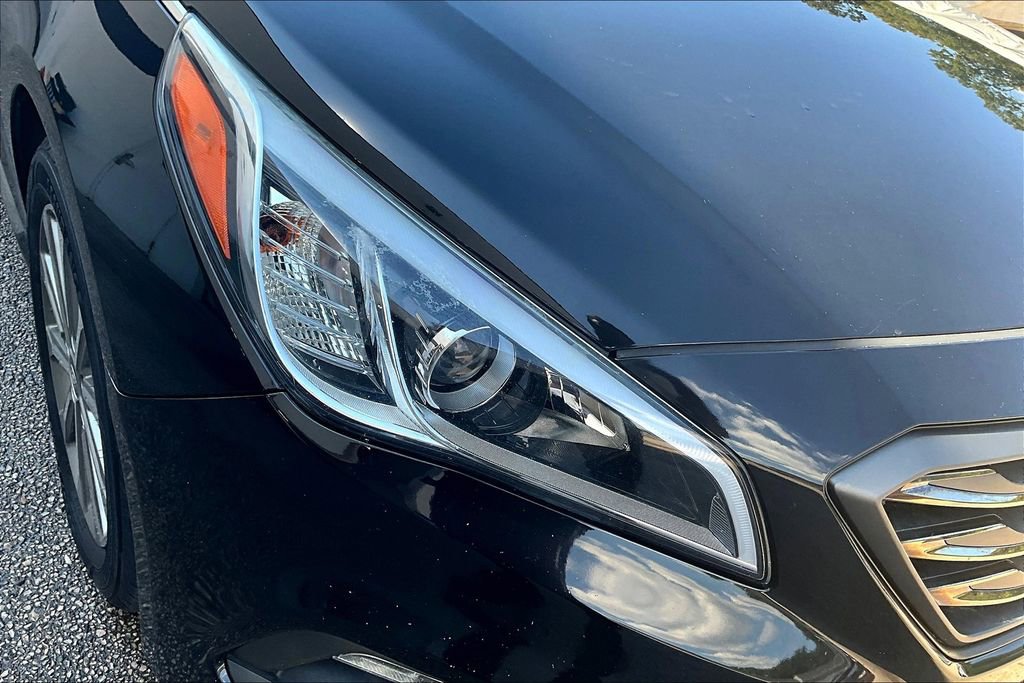 Used 2016 Hyundai Sonata Limited w/ Cargo Package image 32