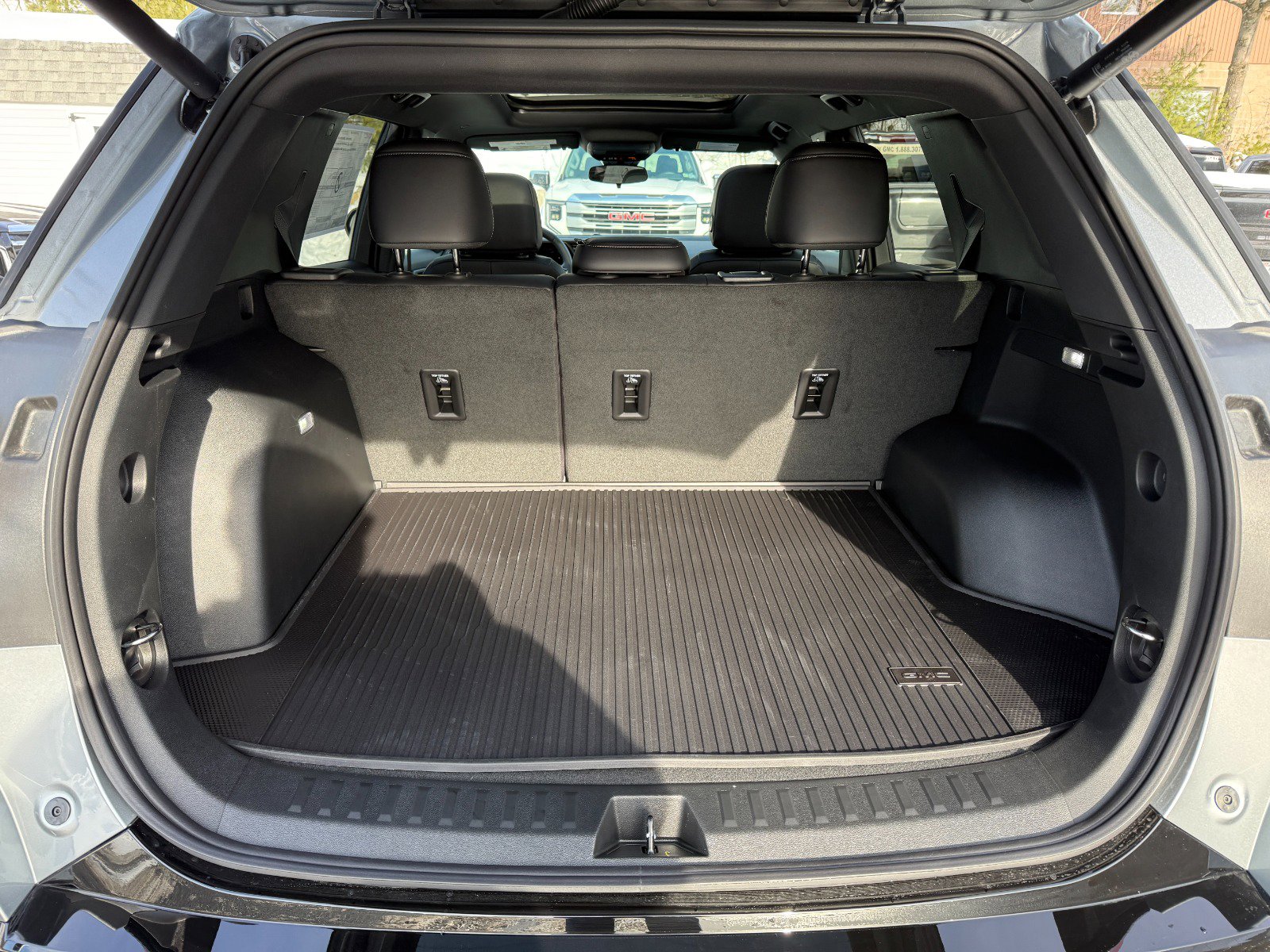 New 2026 GMC Terrain AT4 w/ Convenience Package III image 20