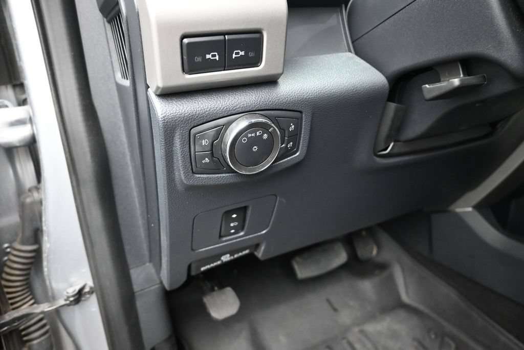 Used 2022 Ford F250 Lariat w/ Chrome Package AWD/4WD image 13