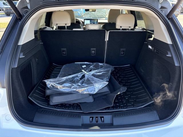 New 2026 Lincoln Corsair Reserve image 12