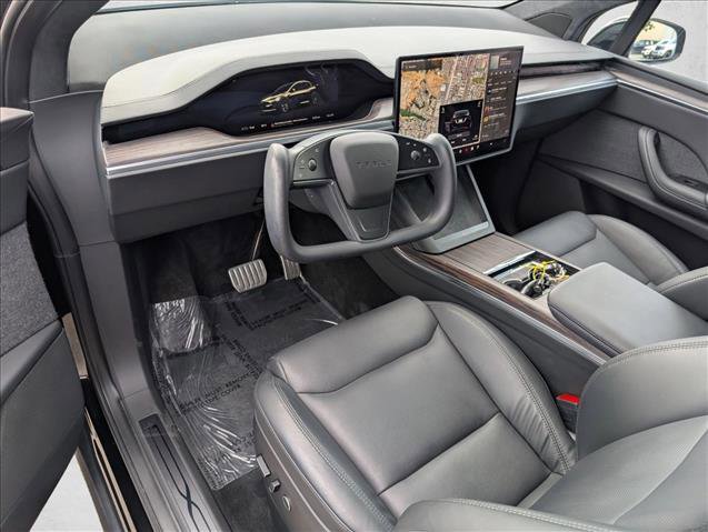 Used 2022 Tesla Model X image 10