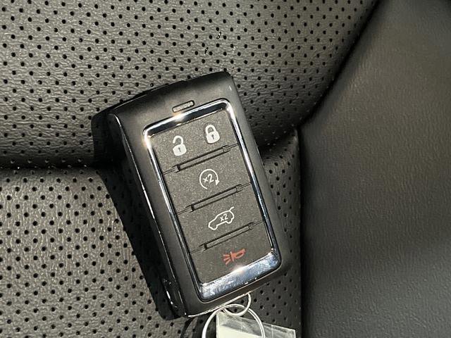 New 2026 Jeep Grand Cherokee Limited w/ Luxury Tech Group II image 28