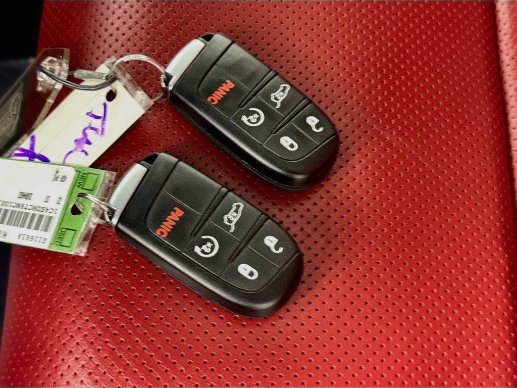 Used 2022 Dodge Durango R/T RWD image 38