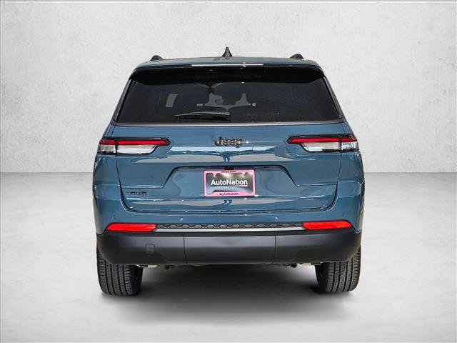 New 2026 Jeep Grand Cherokee L Limited w/ Limited Altitude Package AWD/4WD image 8